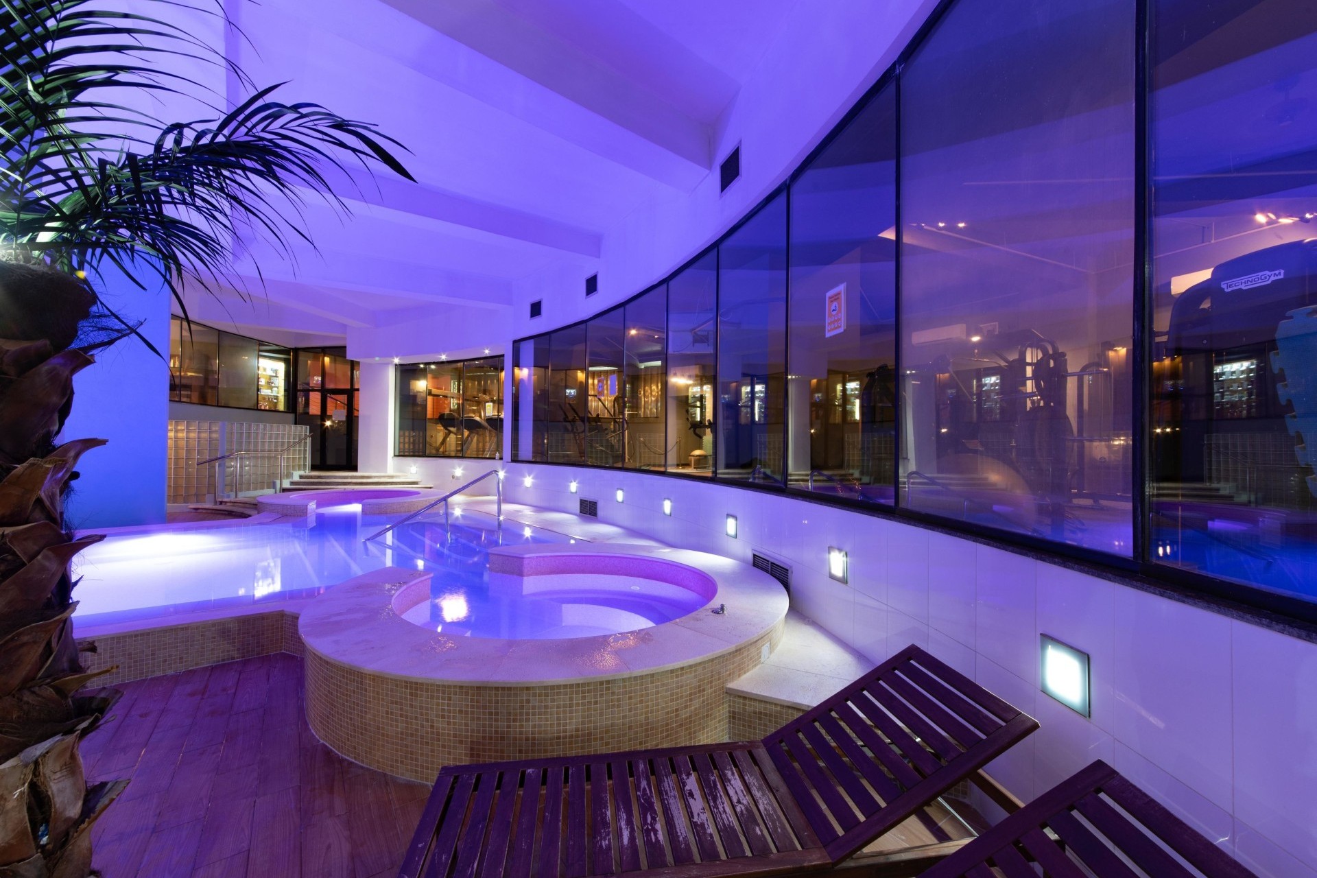 Indoor pool area at Feelgood Spa