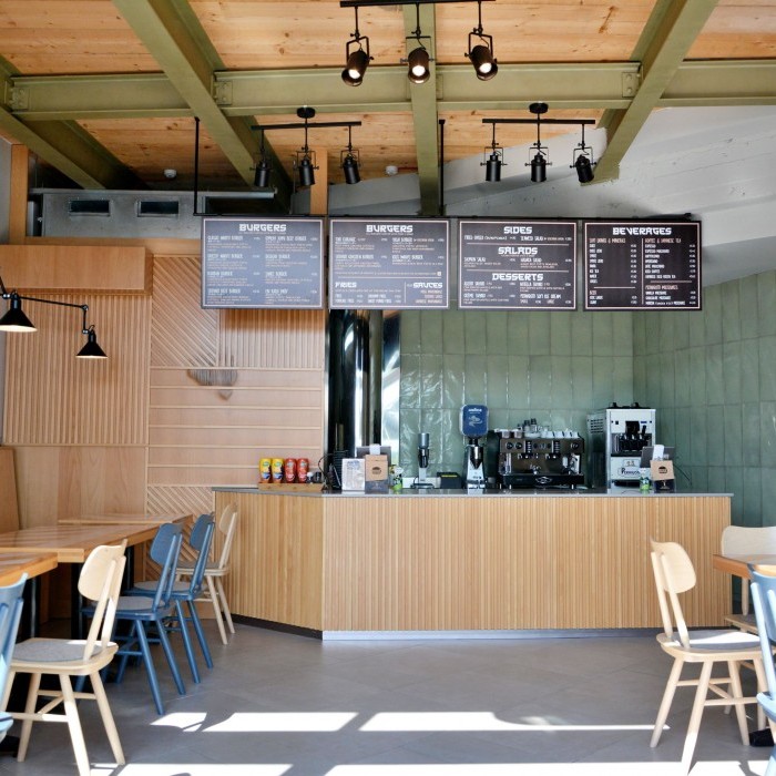 045-R-restaurant_69909557