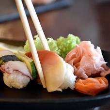 043-R-restaurant_73682164