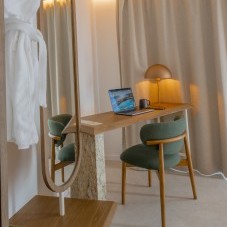 Desk area Sea View Suite at Preluna Hotel Malta