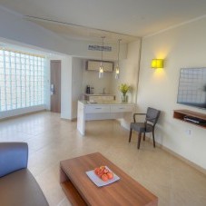 021-W-room-example-suite-executive-sea-view-executive-sea-view-suite_69909528